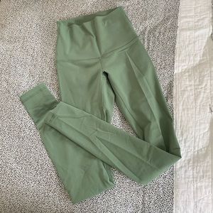 Green high waisted lulu lemon leggings